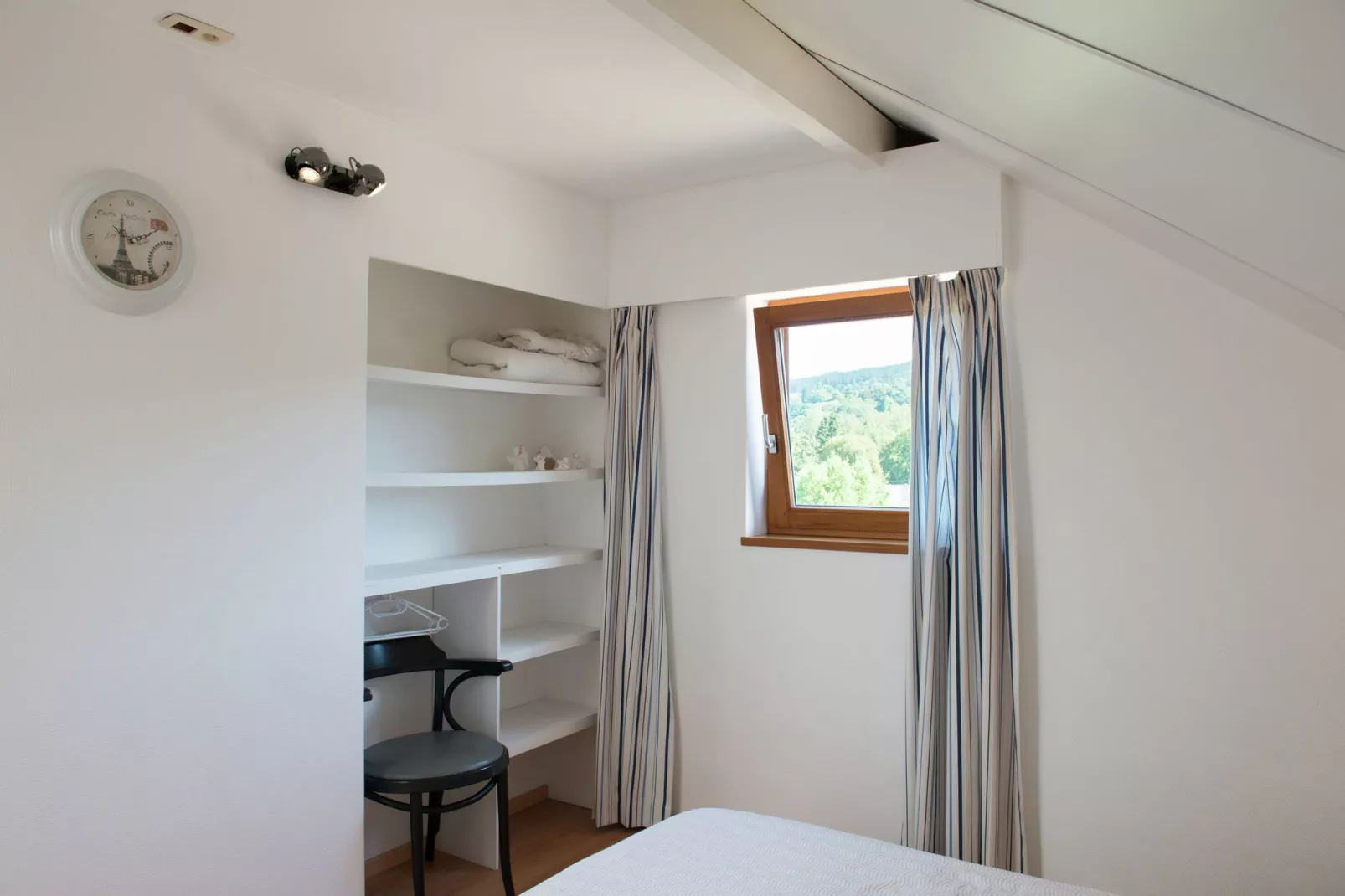 Ny des anges-Bedroom