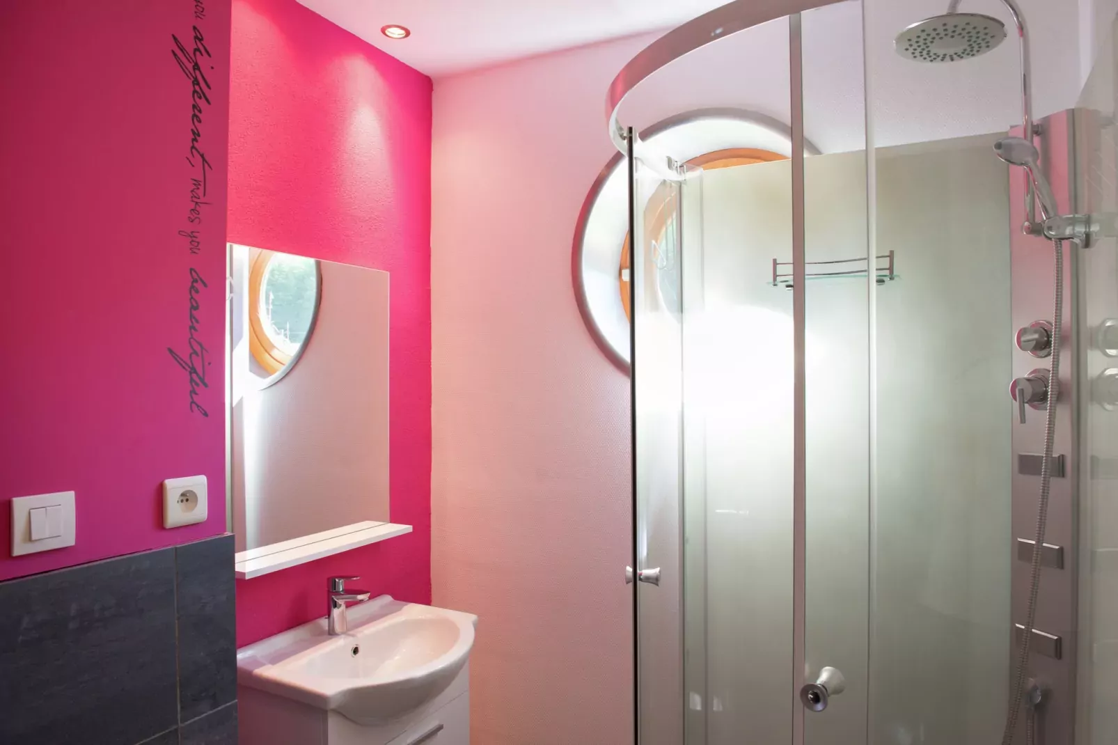 Ny des anges-Bathroom