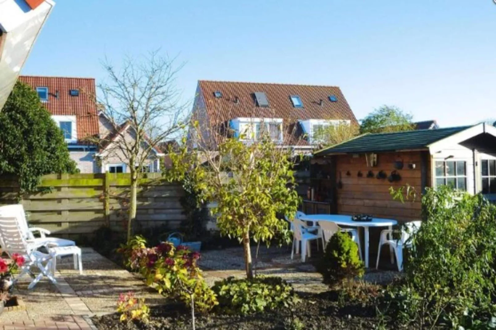 M Nijhof - Gardens in summer