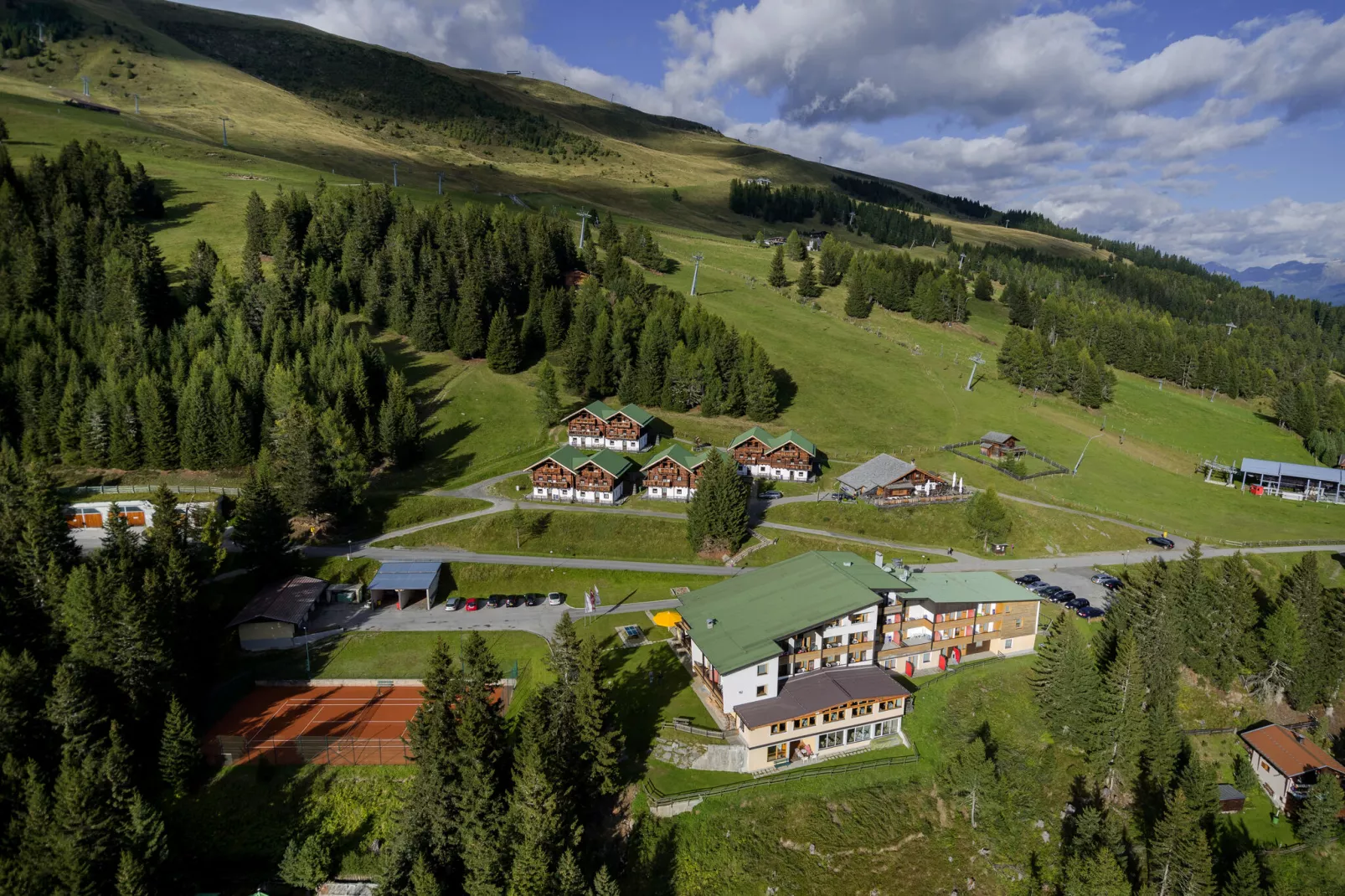 Almdorf Hochlienz - Alm 20 - 4 Personen-Außenbereich Sommer