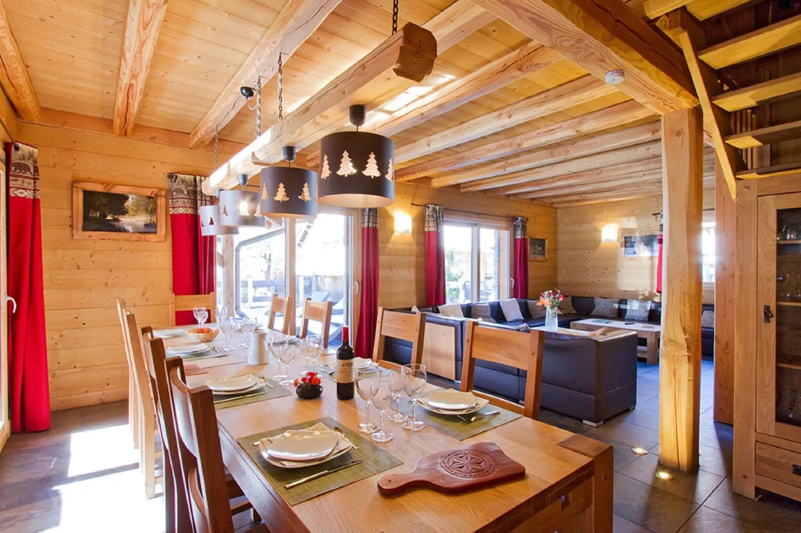 Chalet Le Renard Lodge-Dining room