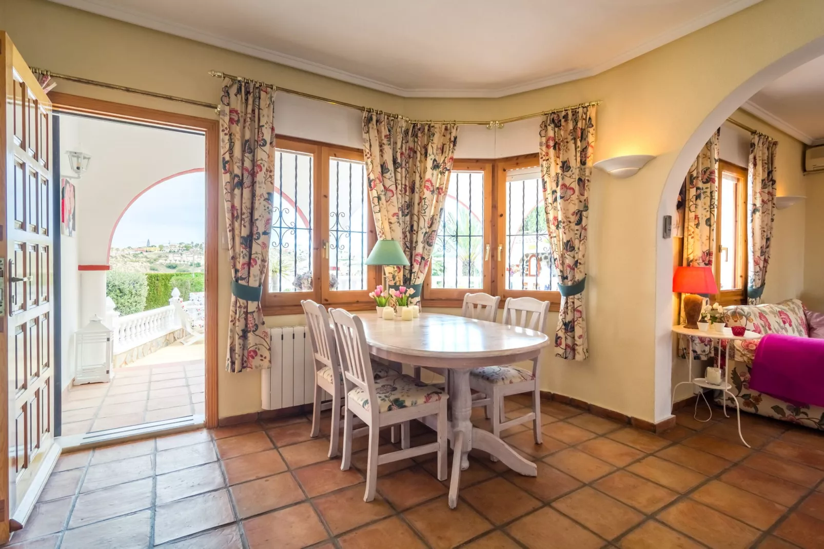 Villa Boya-Dining room