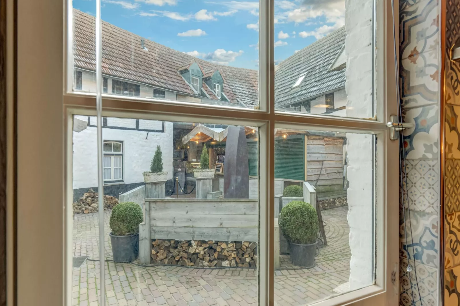 Valleyview Cottages - NR02-View summer