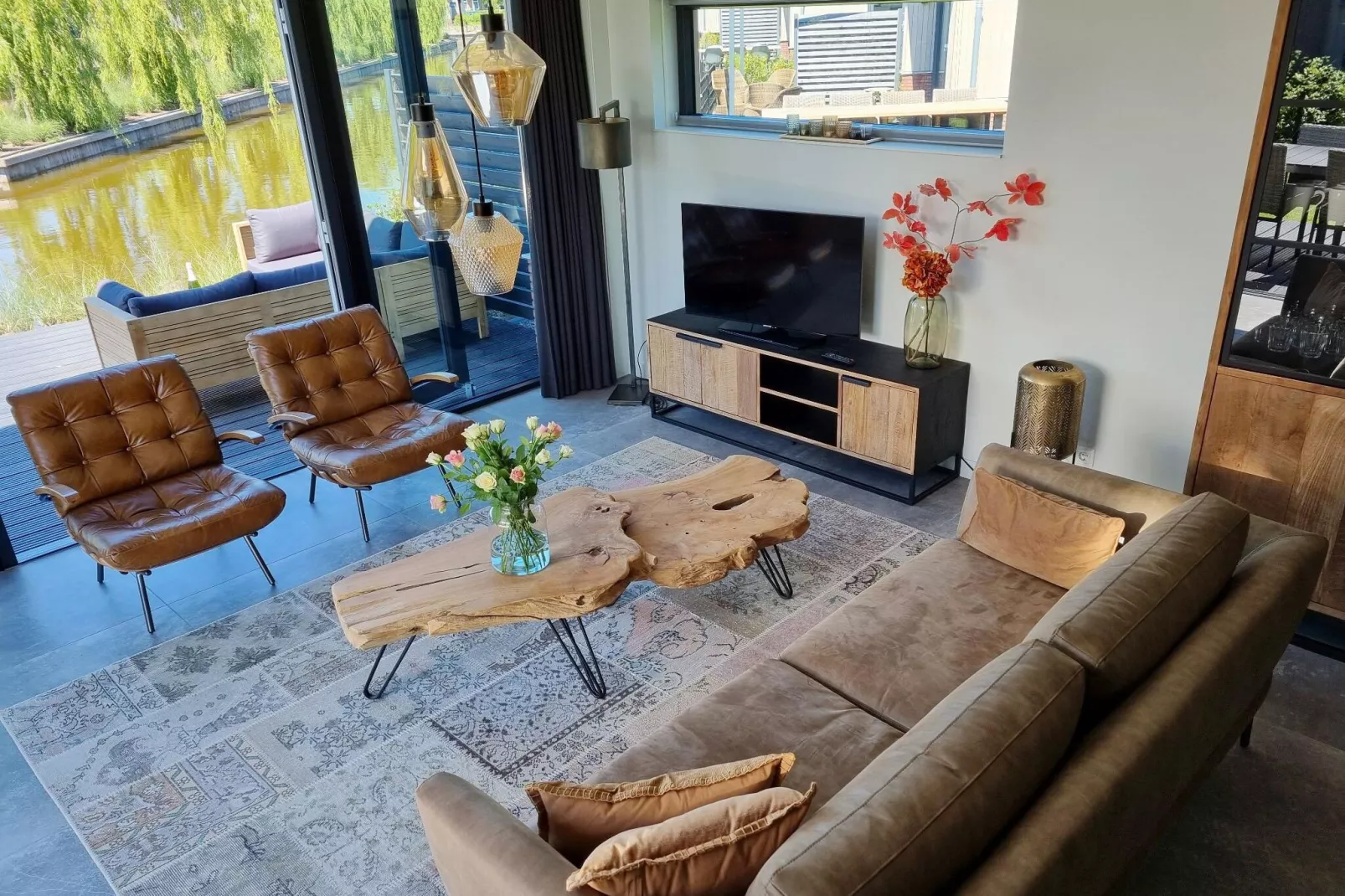 Watervilla San-Living room