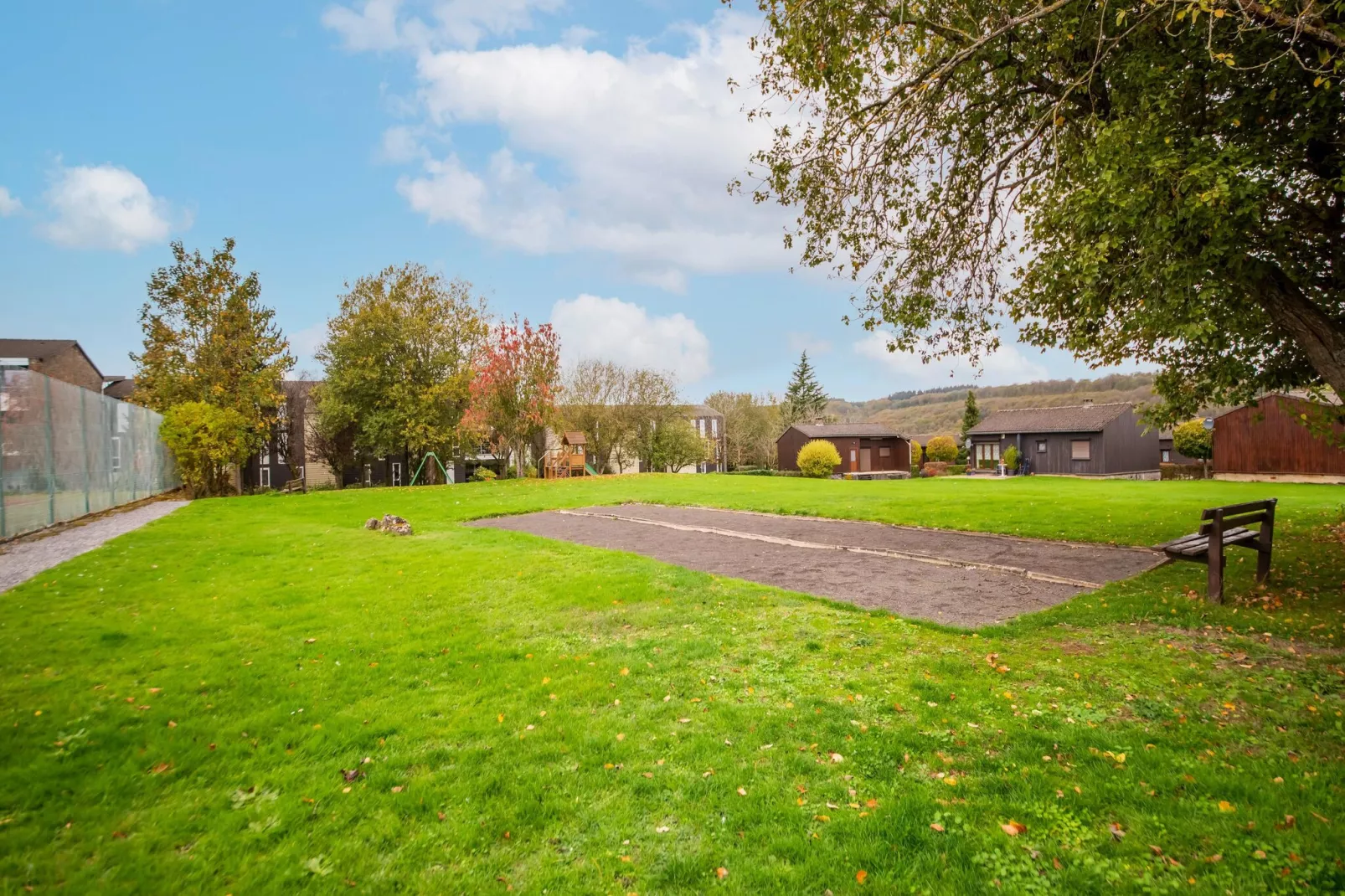 Le petit coin du bonheur-Park facilities