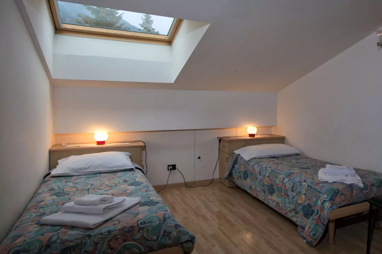 Fiamme-Bedroom