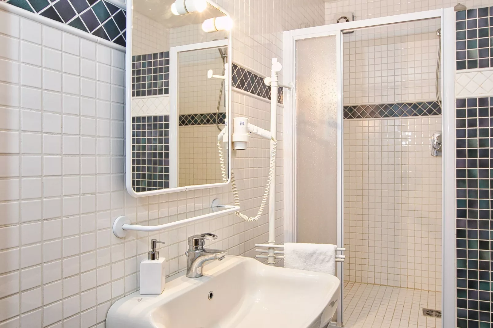 Fiamme-Bathroom