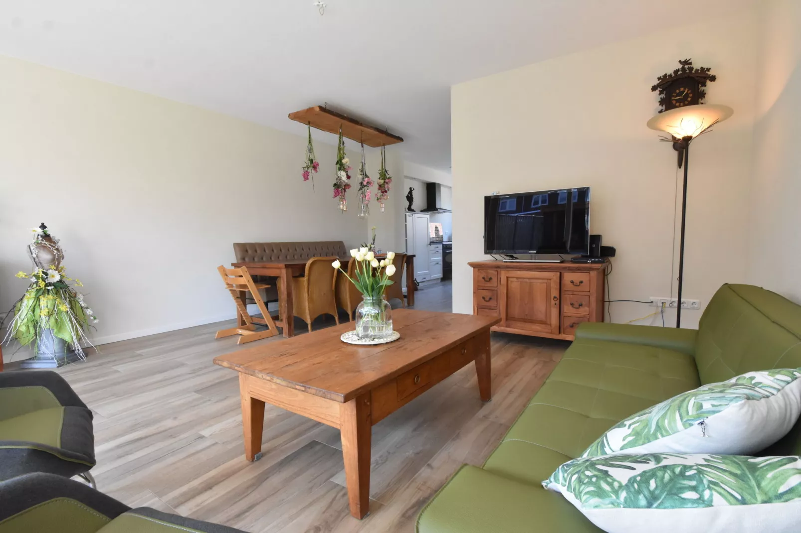 Modern Limmen-Living room