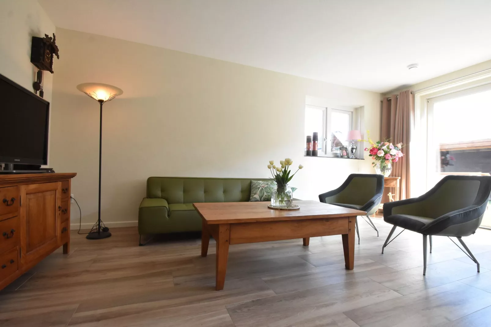 Modern Limmen-Living room