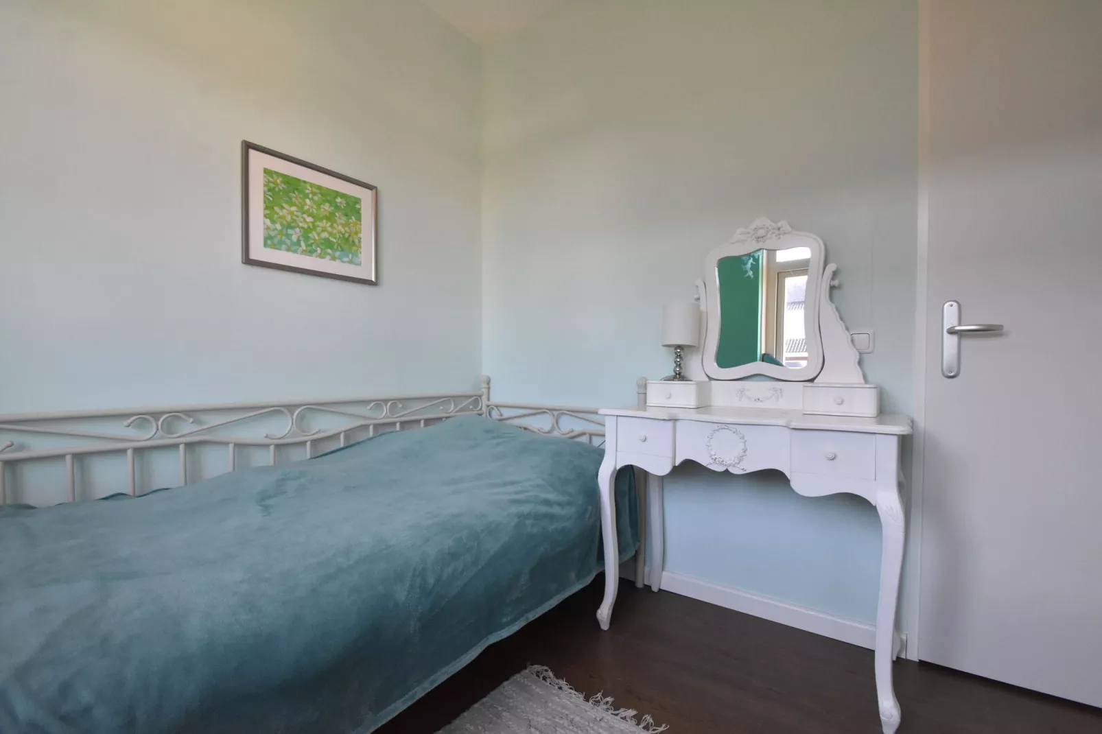 Modern Limmen-Bedroom
