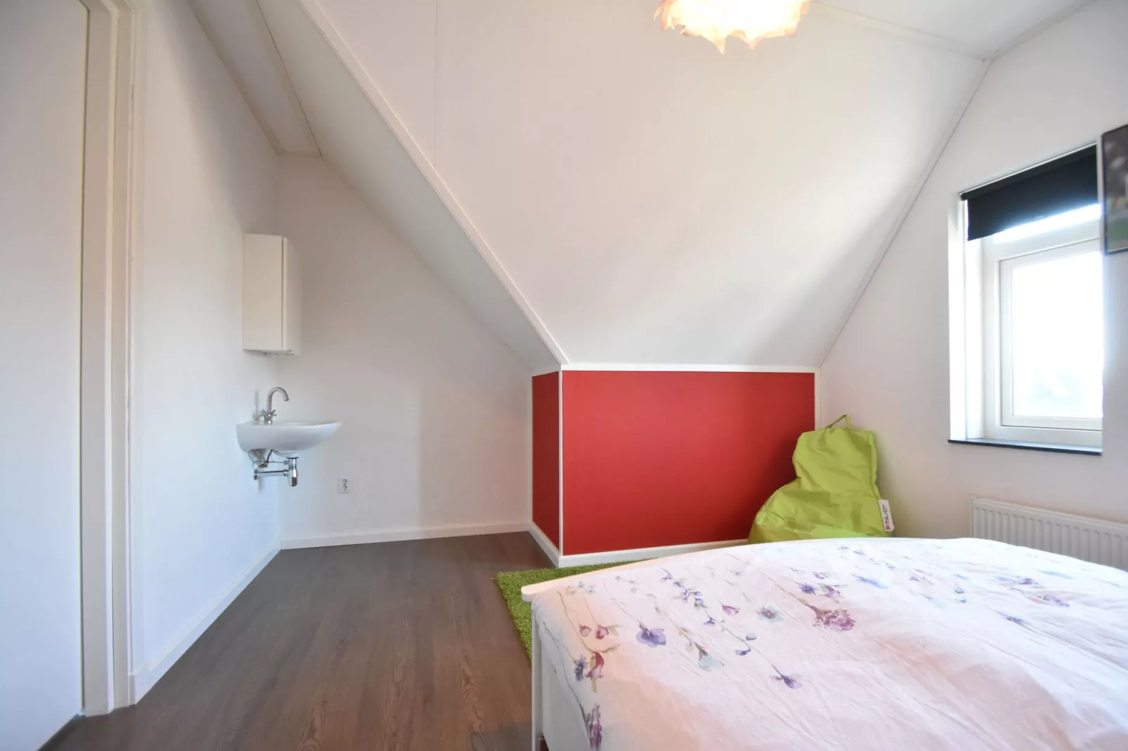 Modern Limmen-Bedroom