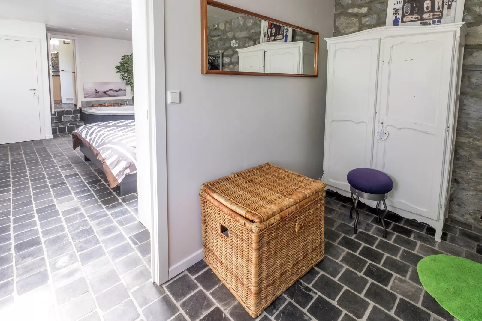 La Petite Conciergerie Privée-Bedroom