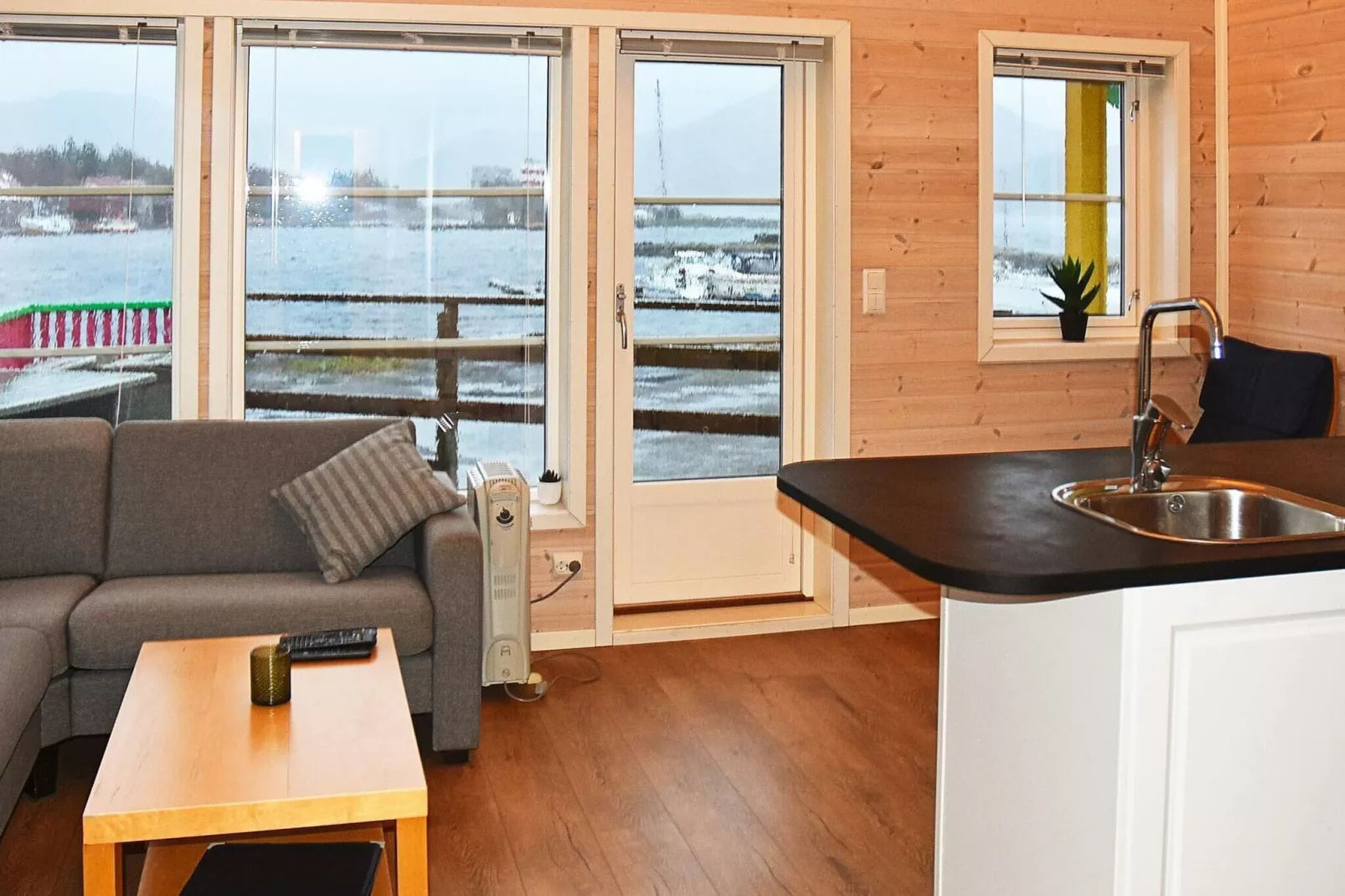 6 person holiday home in MÅLØY-By Traum-Indoor