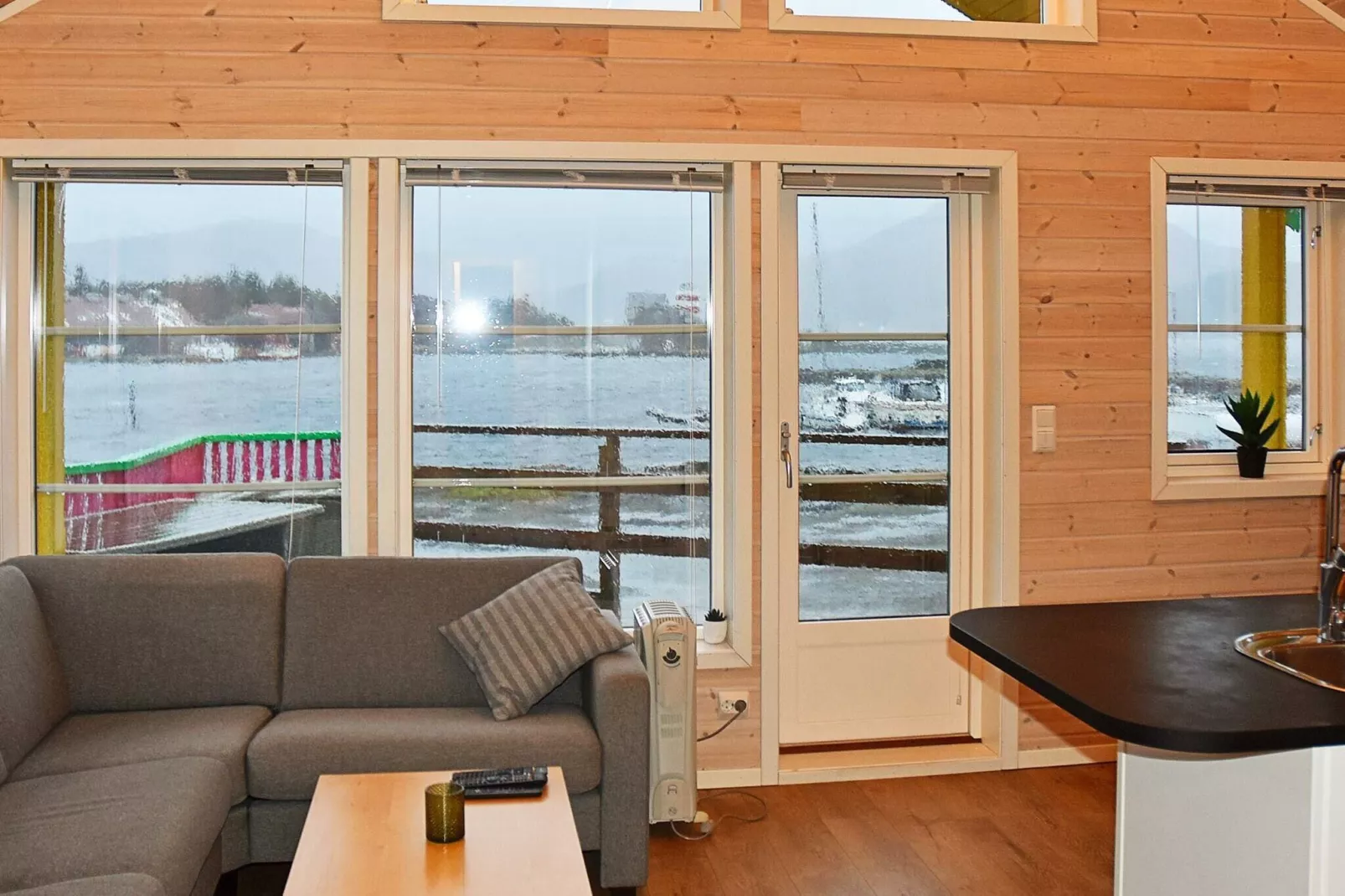 6 person holiday home in MÅLØY-By Traum-Indoor