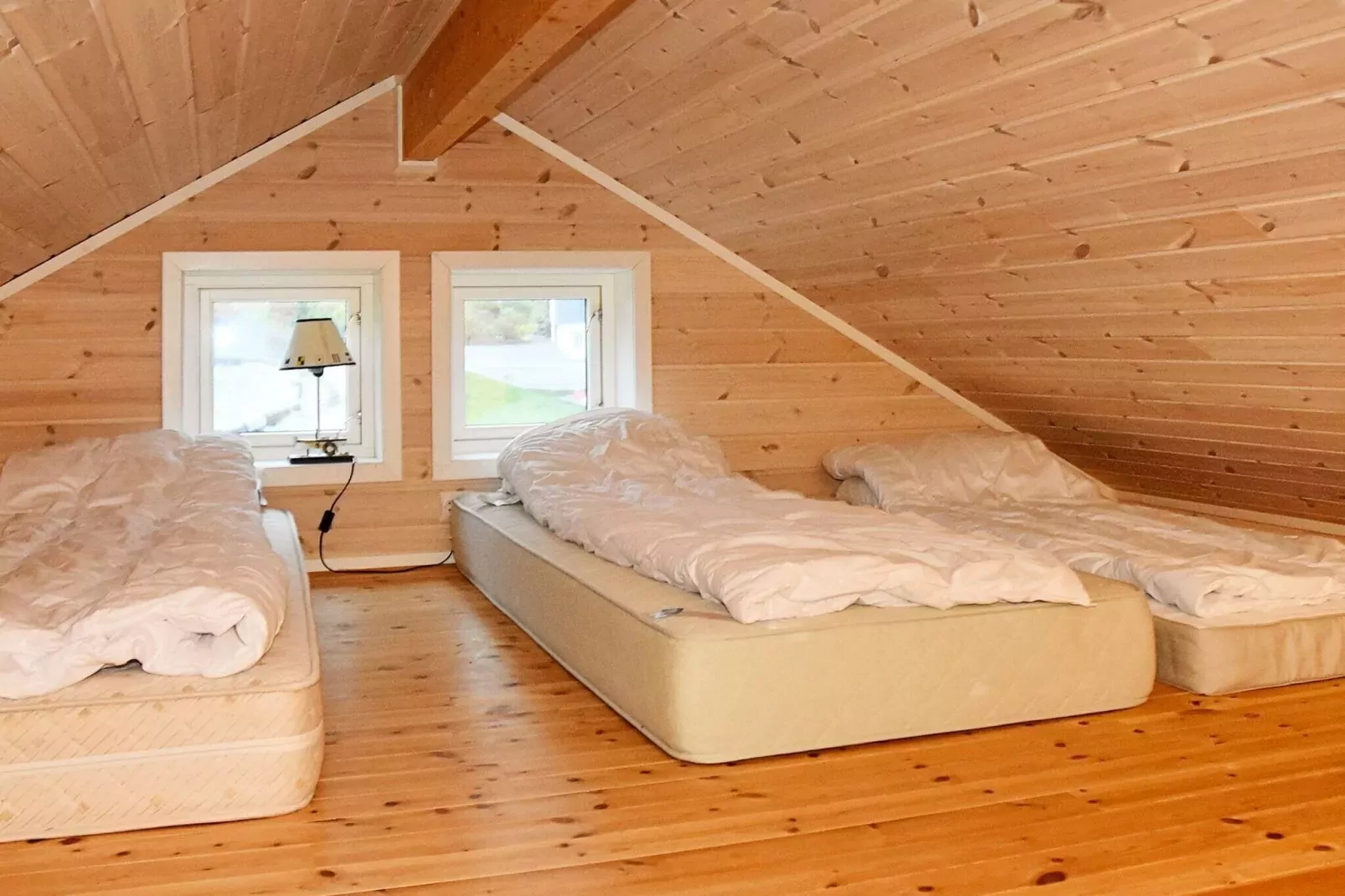 6 person holiday home in MÅLØY-By Traum-Indoor