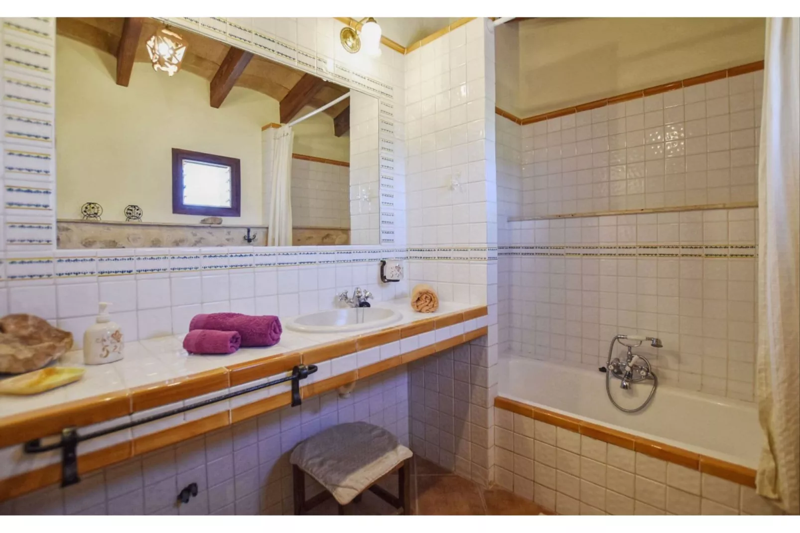 Nyany-Bathroom