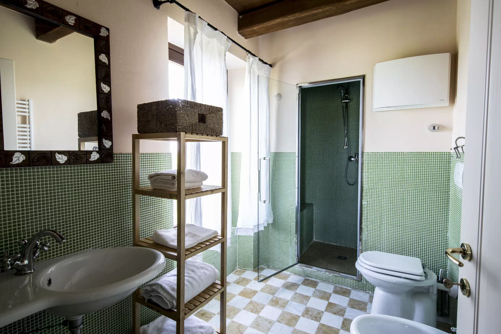 Giglio-Bathroom