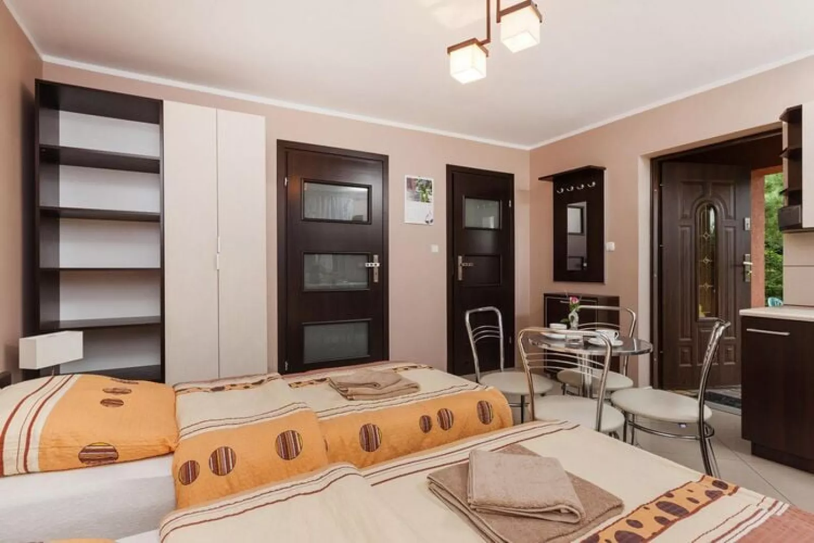 Semi-detached houses Dargobadz 25 qm and 500 qm lawn area-Bedroom