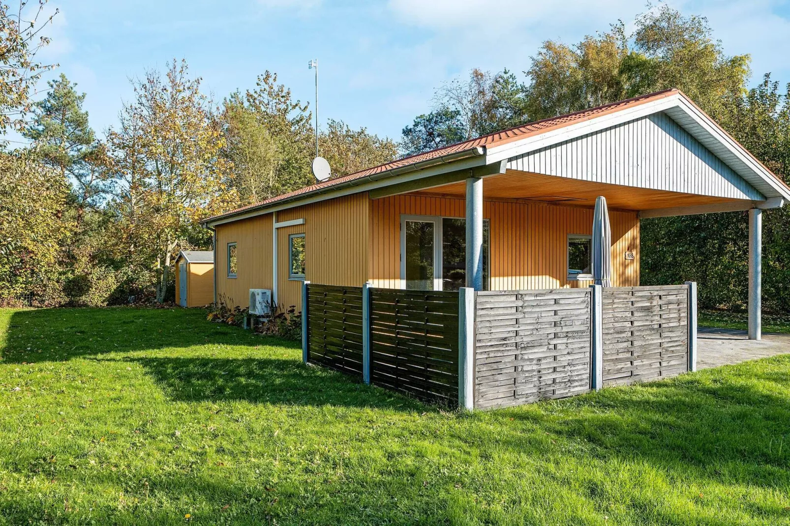 6 person holiday home in Rødby