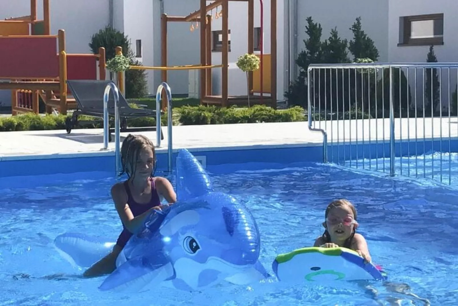 Domy z basenem Rogowo dla 6 osób-Pool