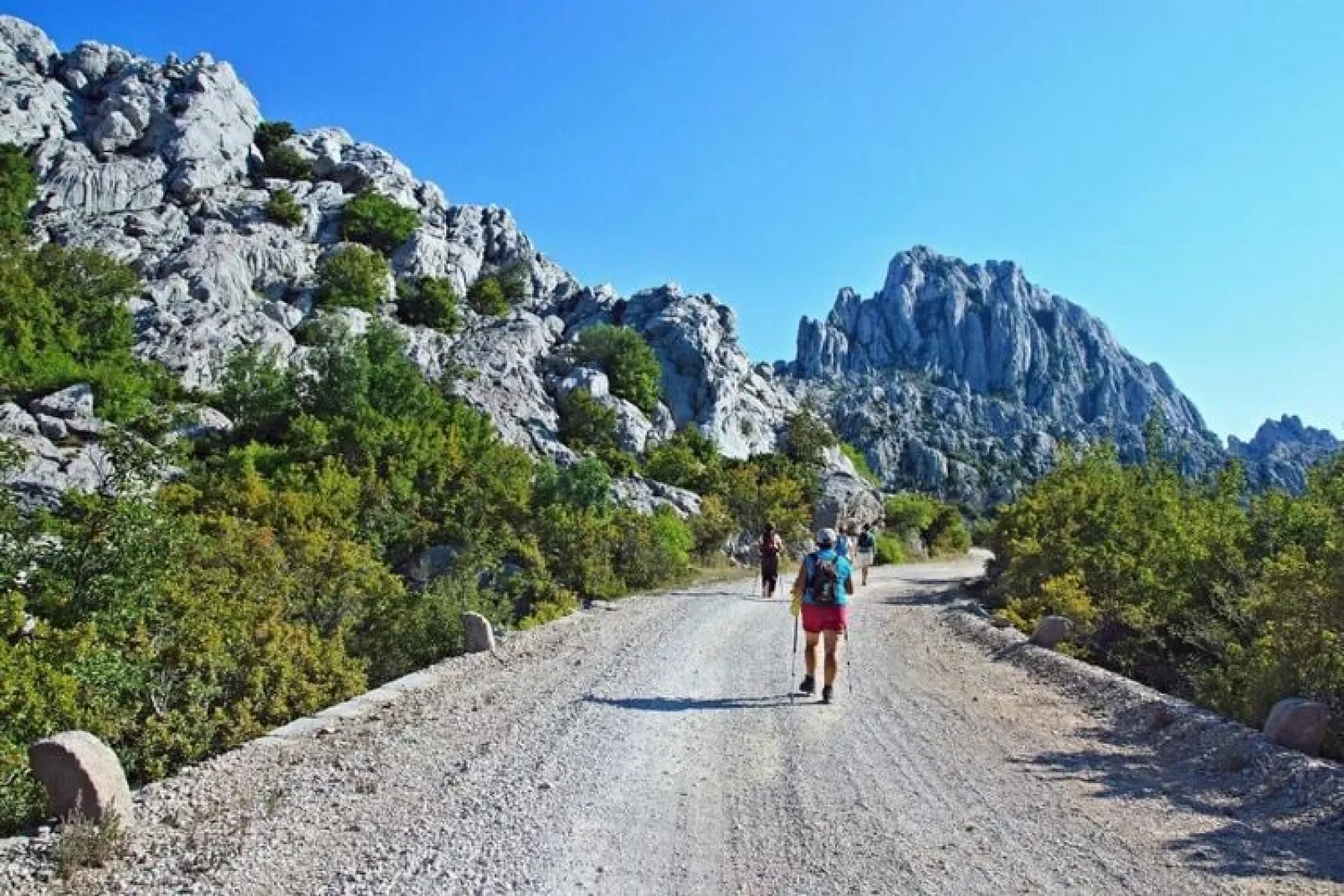 Caravanpark Paklenica in Starigrad Paklenica - Mobile home Dalmacija 30 qm for 6 pers-Areas summer 5km