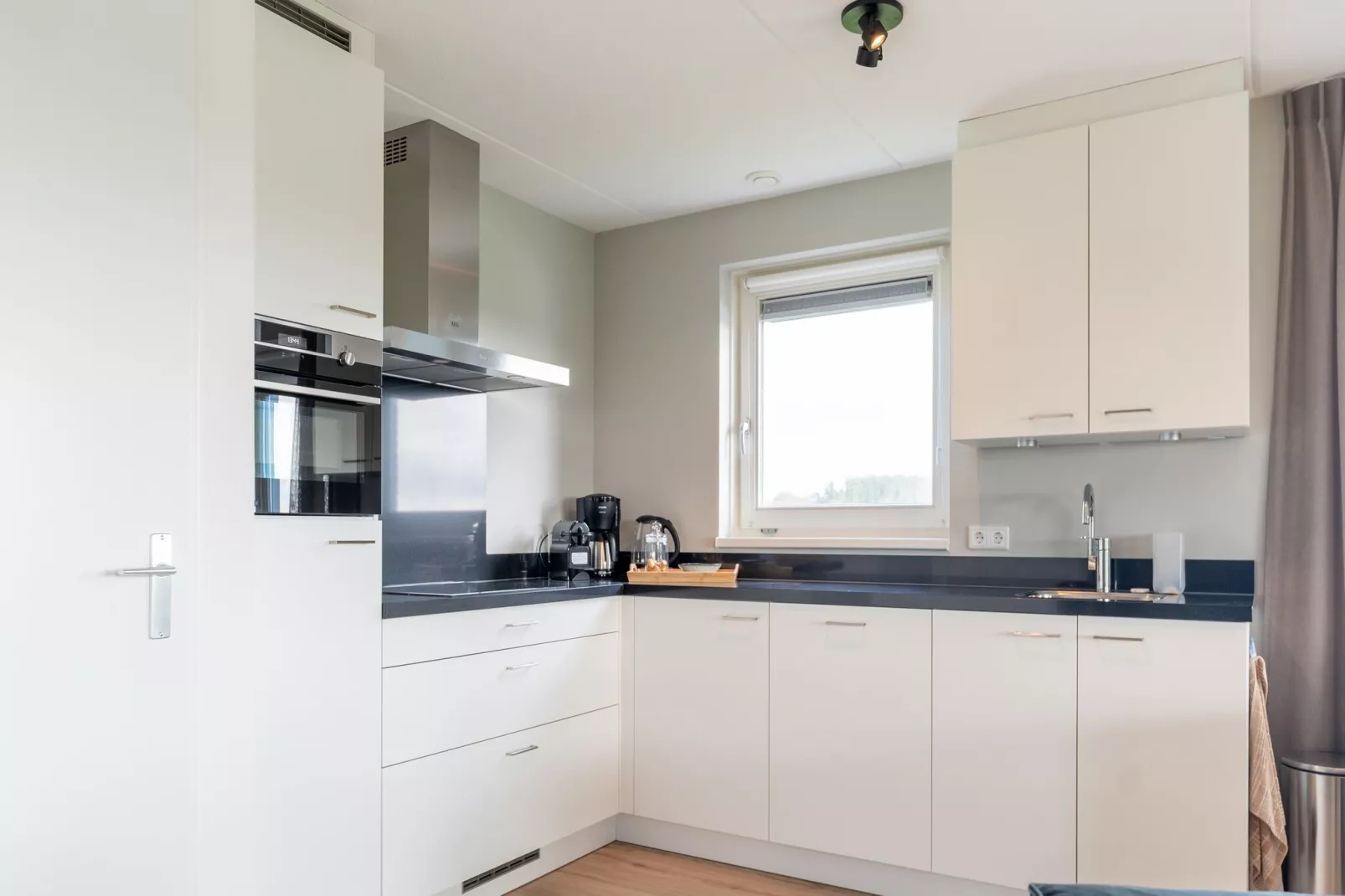 De Tuureluur Huis Nr 48-Kitchen