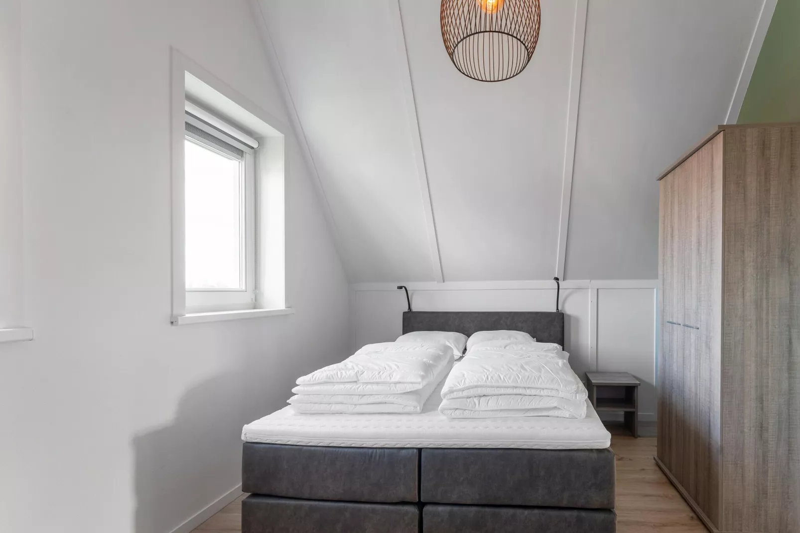 De Tuureluur Huis Nr 48-Bedroom