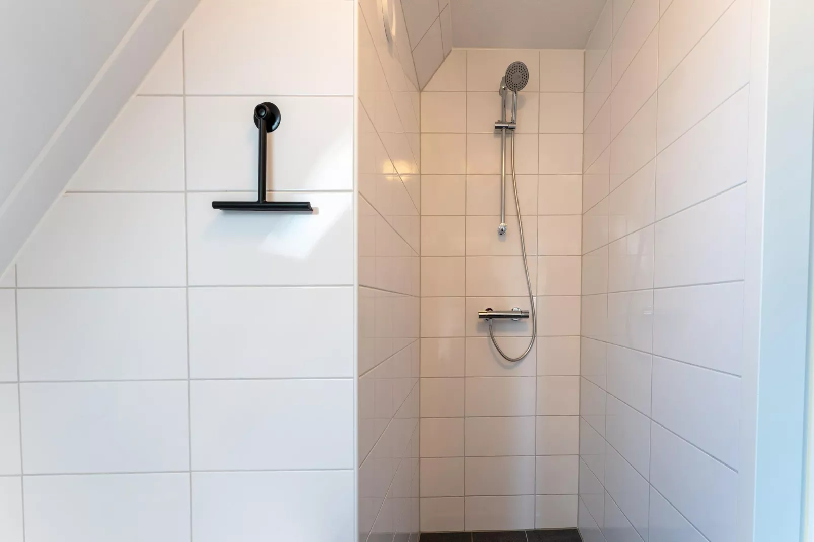 De Tuureluur Huis Nr 48-Bathroom