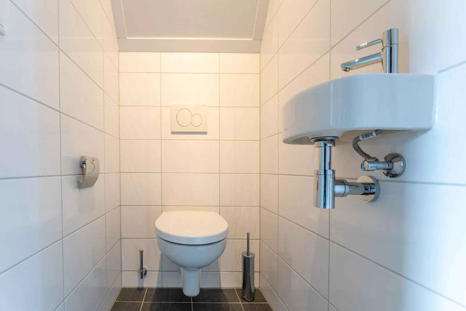 De Tuureluur Huis Nr 48-Bathroom