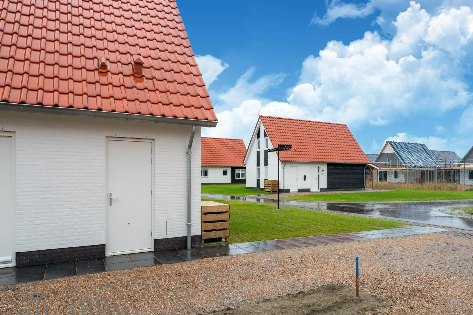 De Wulp Huis Nr 50-Gardens summer