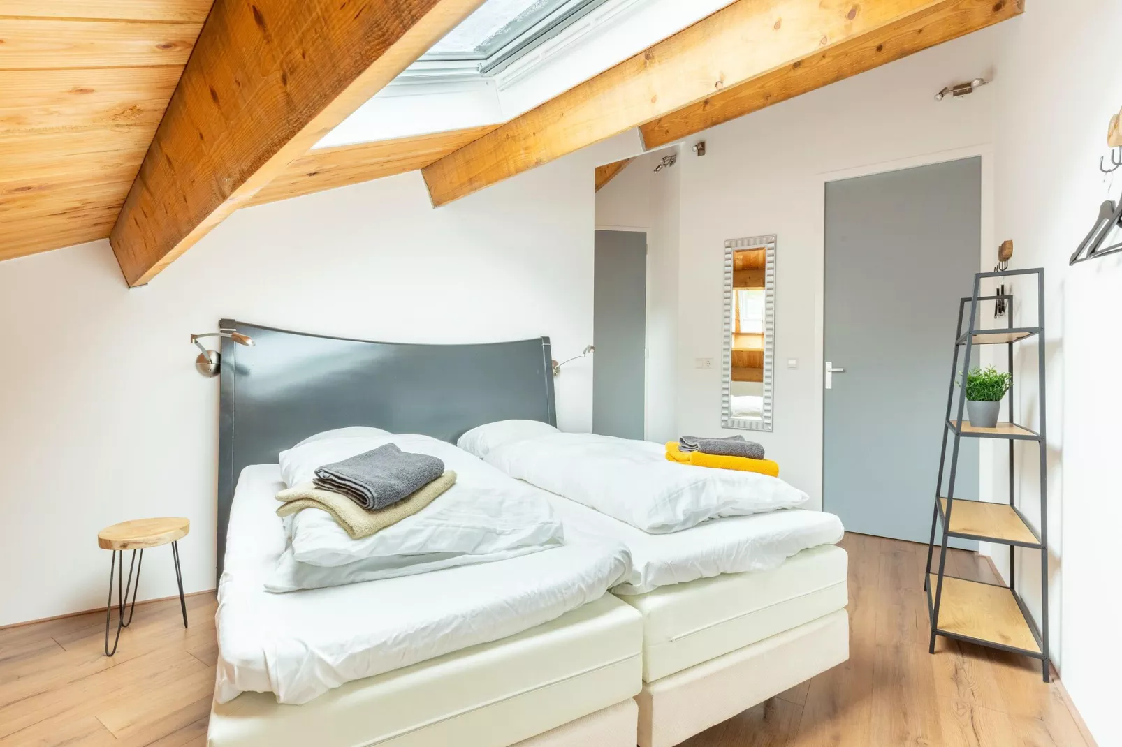 NR 4-Bedroom