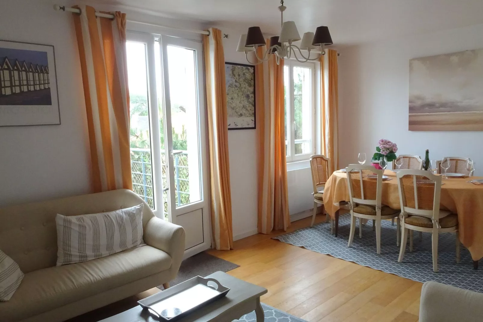 Ferienwohnung in Cayeux-sur-Mer 1 Etage-Living room