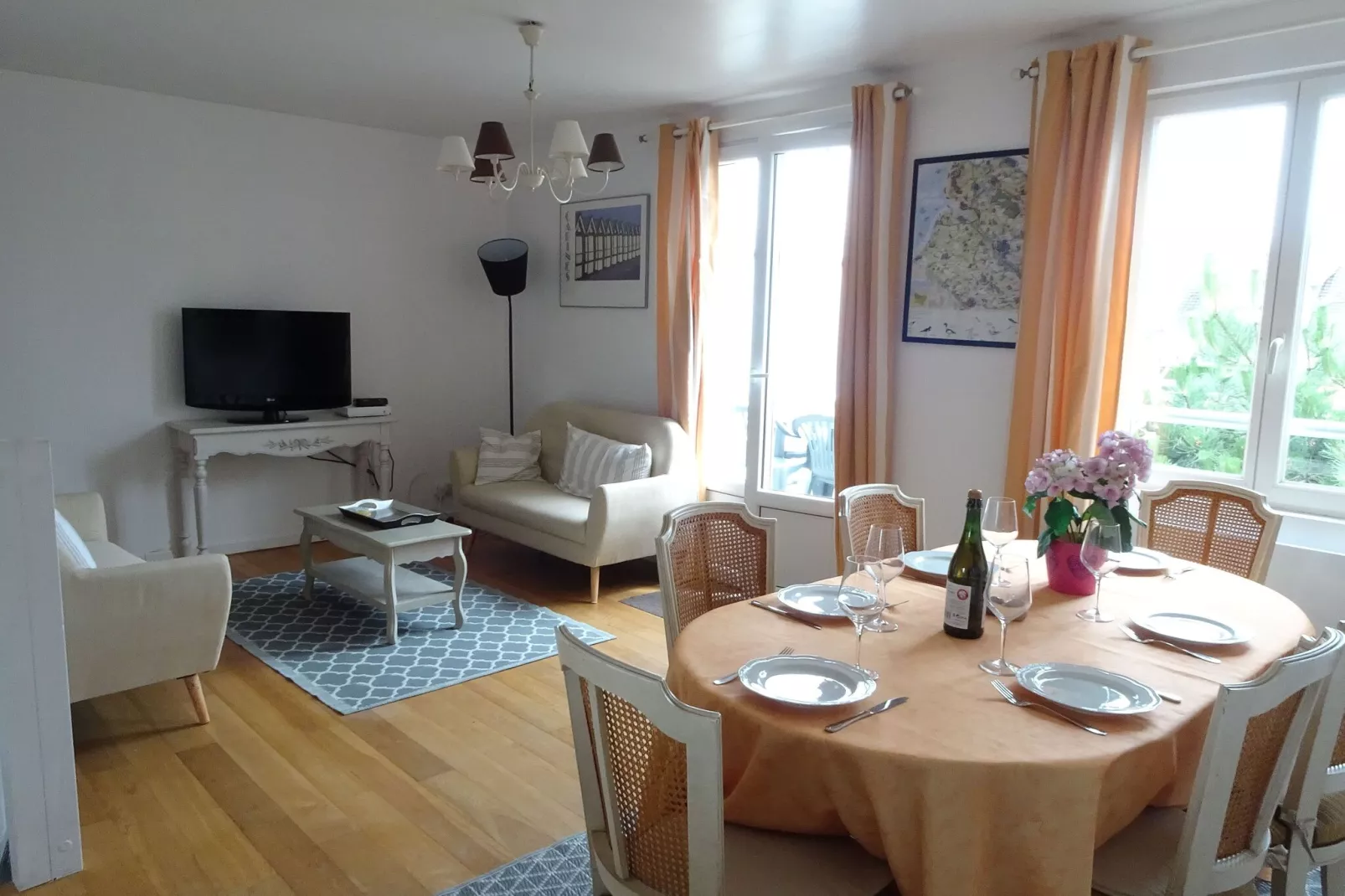 Ferienwohnung in Cayeux-sur-Mer 1 Etage-Living room