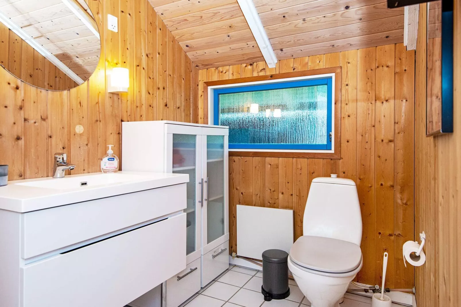 5 person holiday home in Fårvang-By Traum-Indoor