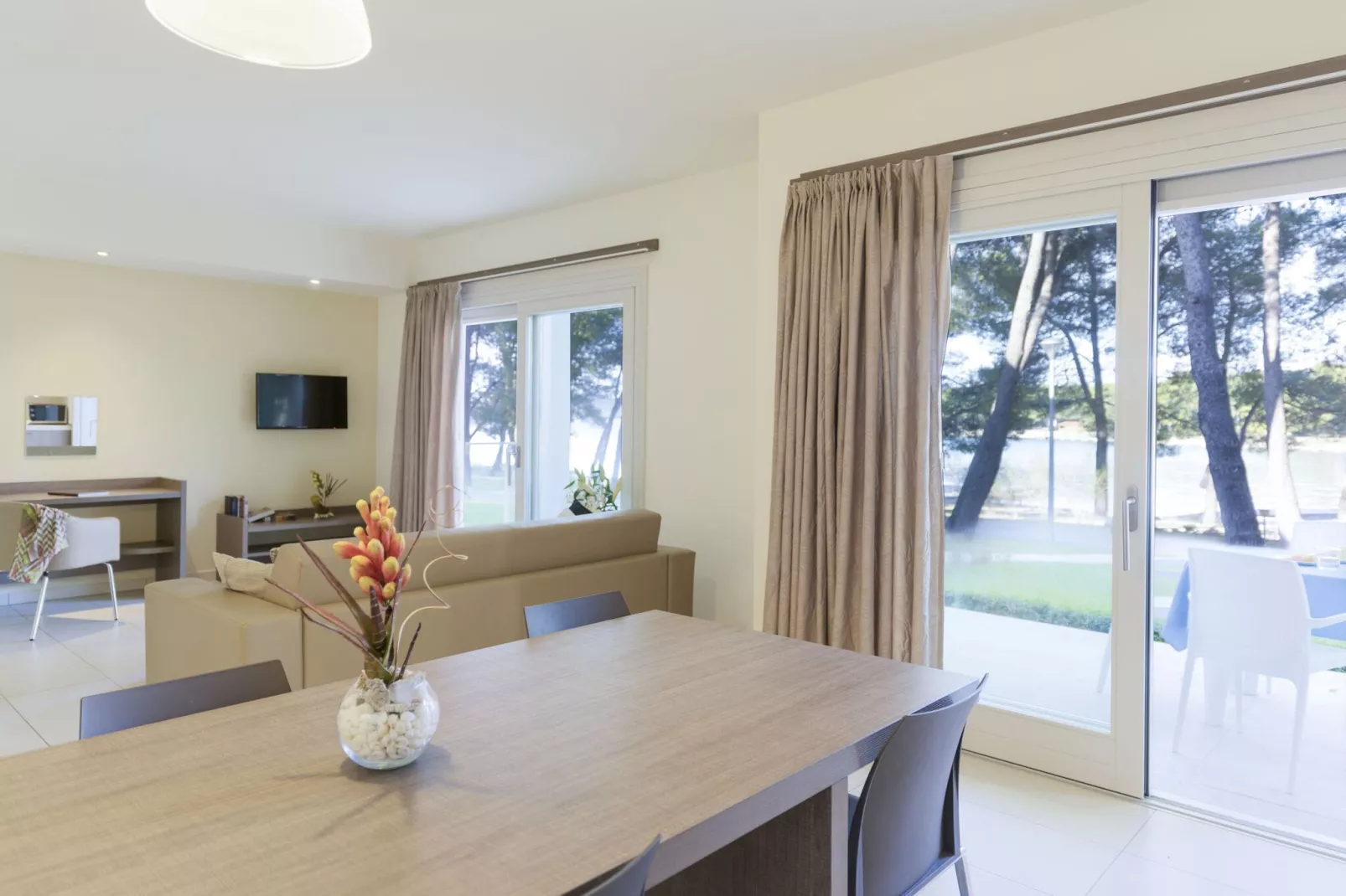Residence Premium Crvena Luka Family Apartment 88 qm Park view-Wohnzimmer