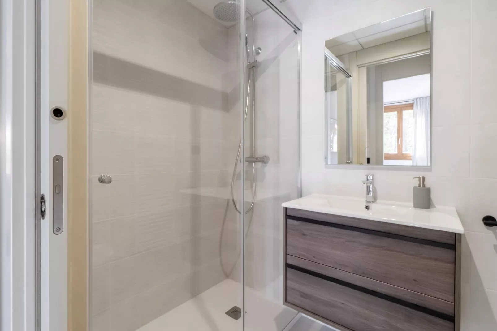 NATUSliving Benasque E-Bathroom
