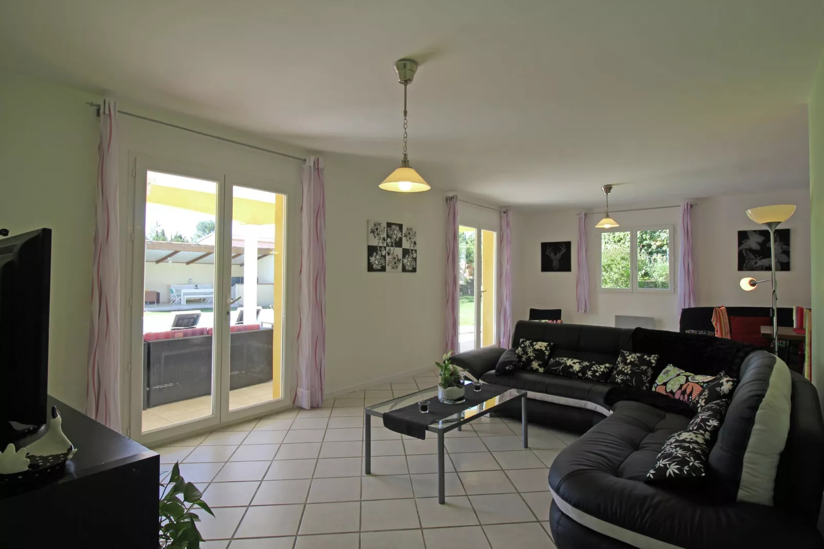 Loustalet-Living room
