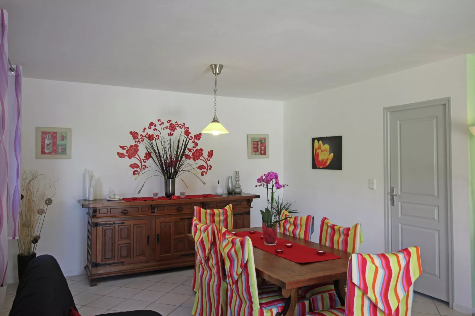 Loustalet-Dining room