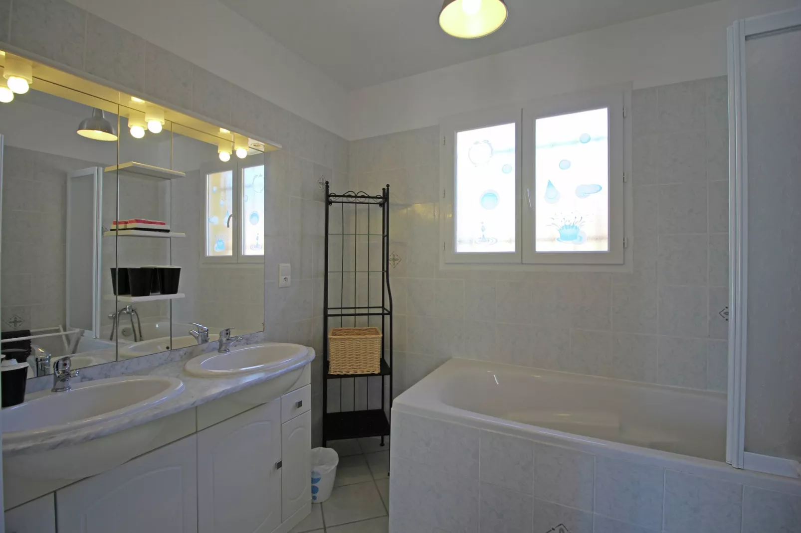 Loustalet-Bathroom