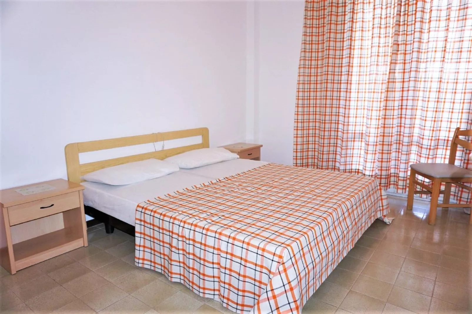 Riello 12-Bedroom