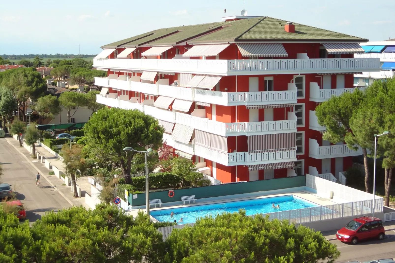 Riello 12-Exterior summer