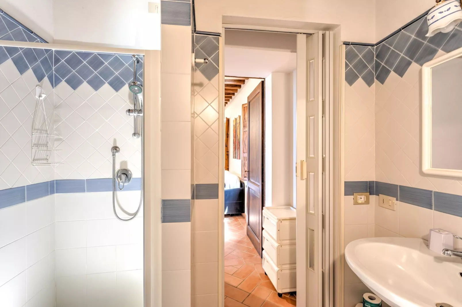 Le Ginestre-Bathroom