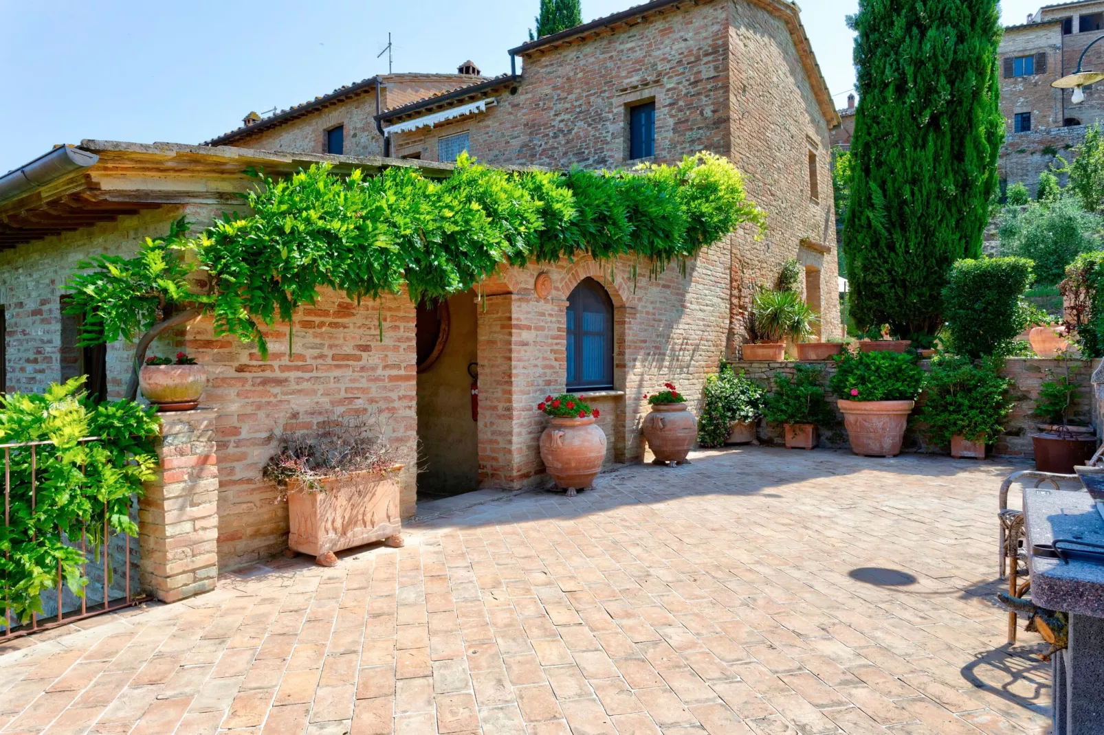 Il Melograno-Exterior summer