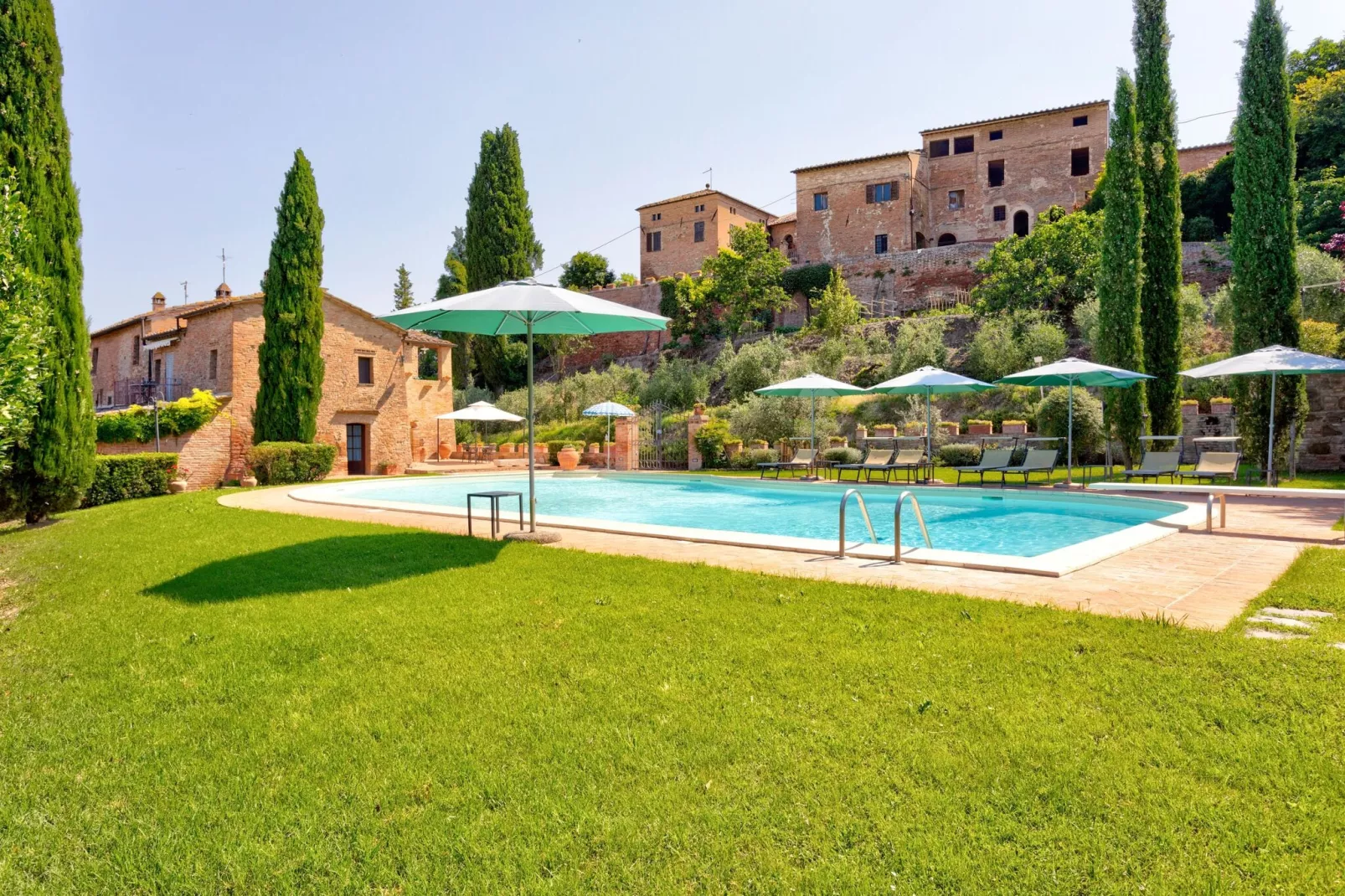 Il Melograno-Pool