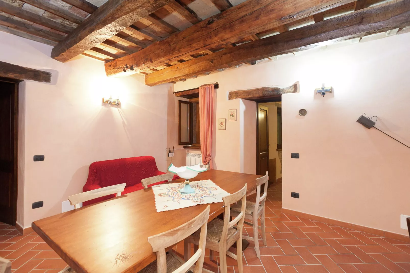 Sole-Dining room