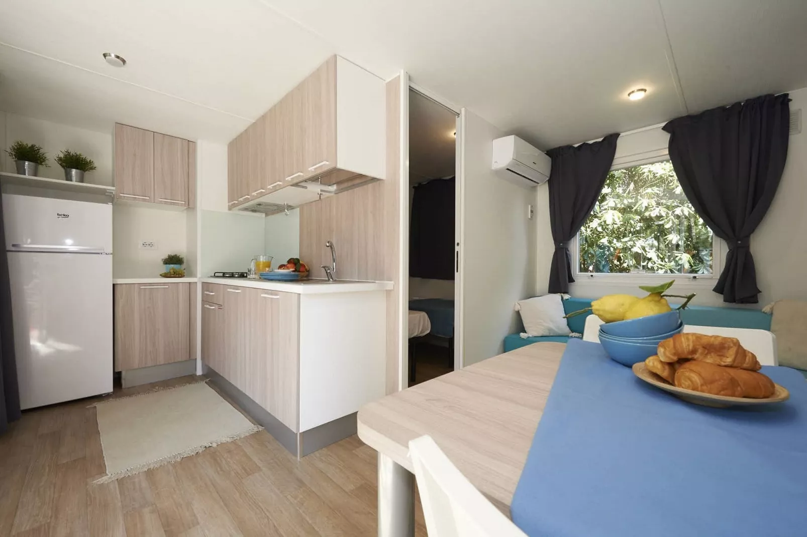 Baia Domizia Villaggio Camping I4-Kitchen