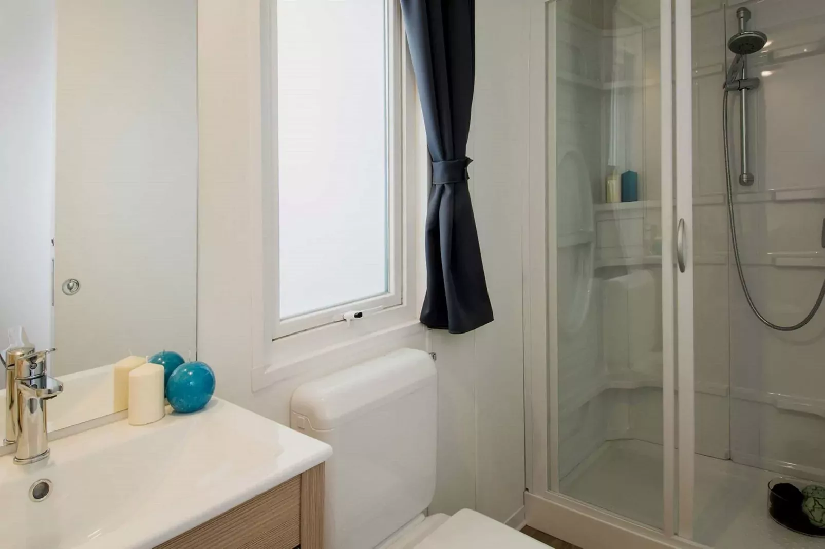 Baia Domizia Villaggio Camping I5-Bathroom