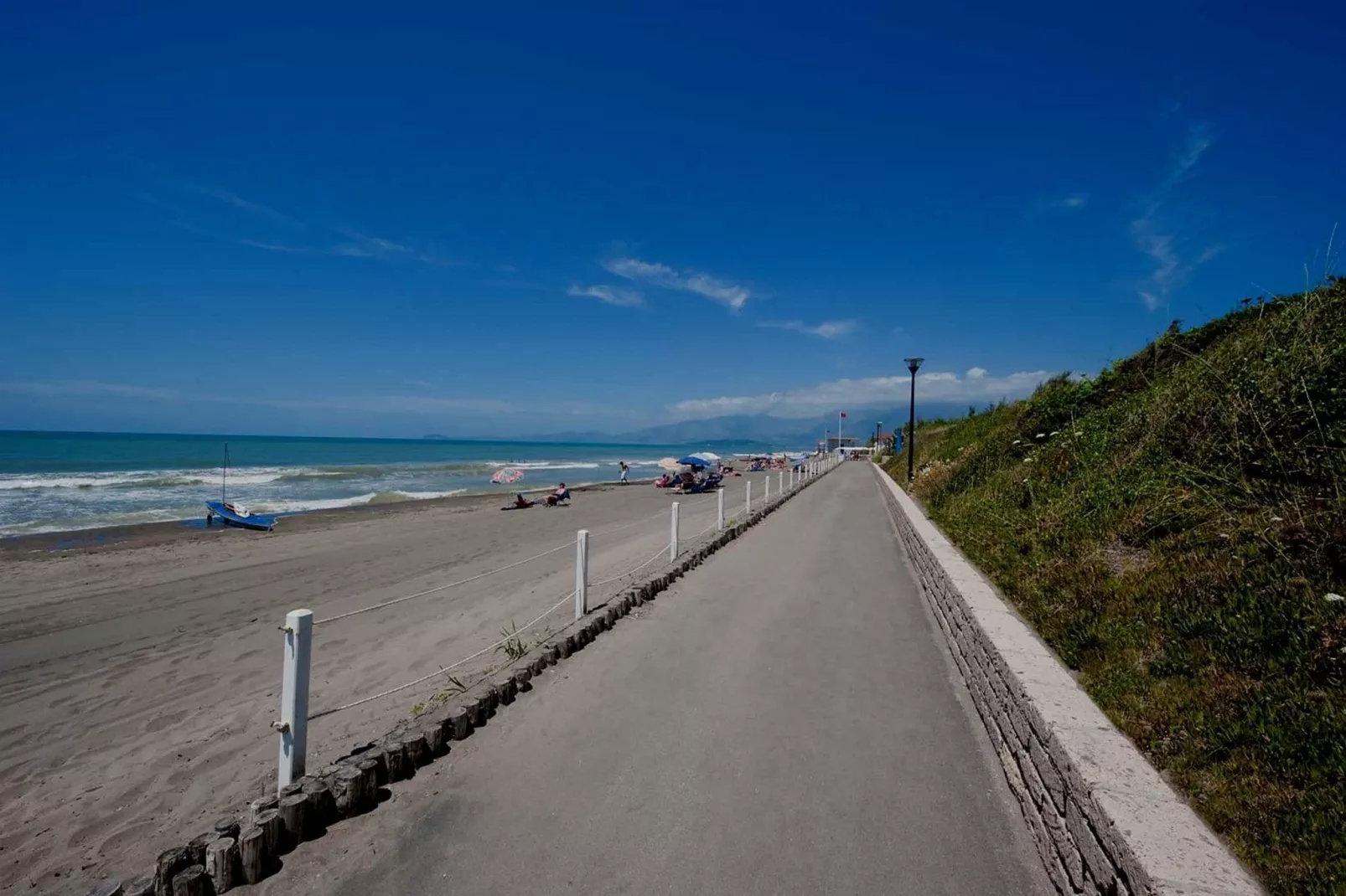 Baia Domizia Villaggio Camping D2-Areas summer 5km