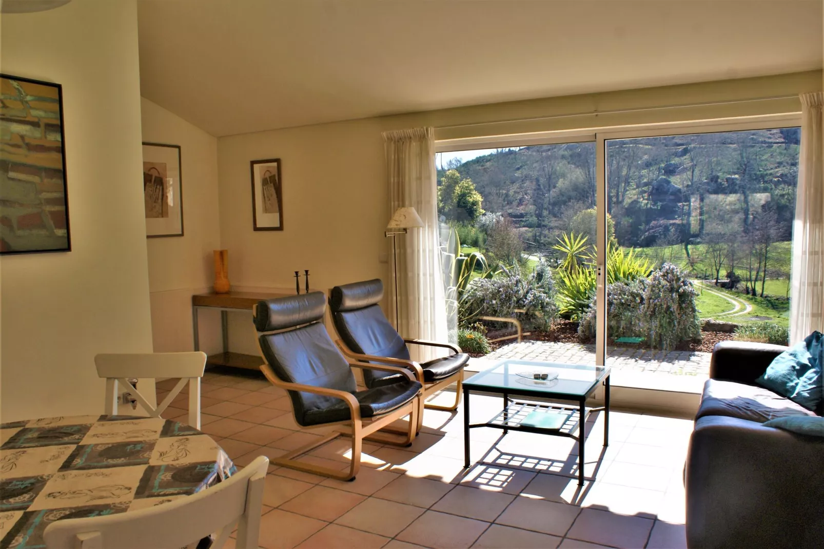 Casa Covas-Living room