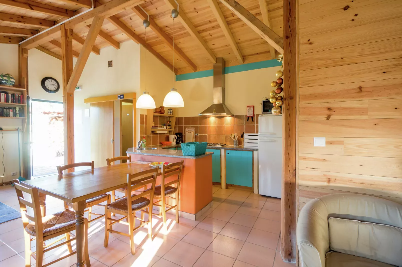 Casa Mimosa-Dining room